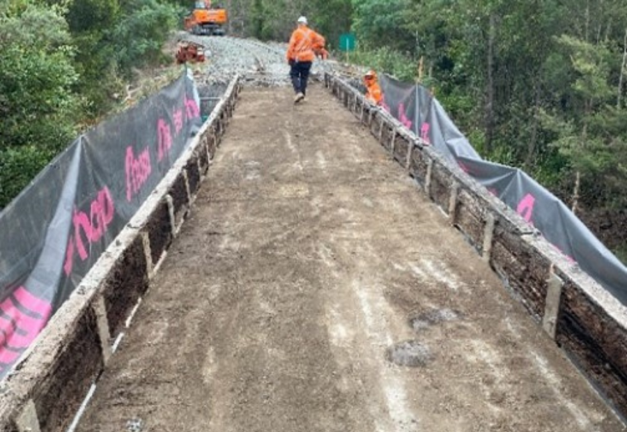 Caroline Creek